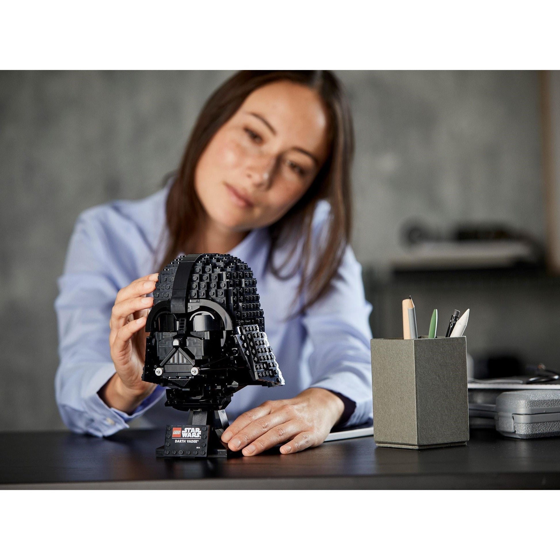 Darth Vader Helmet | Star Wars | 75304