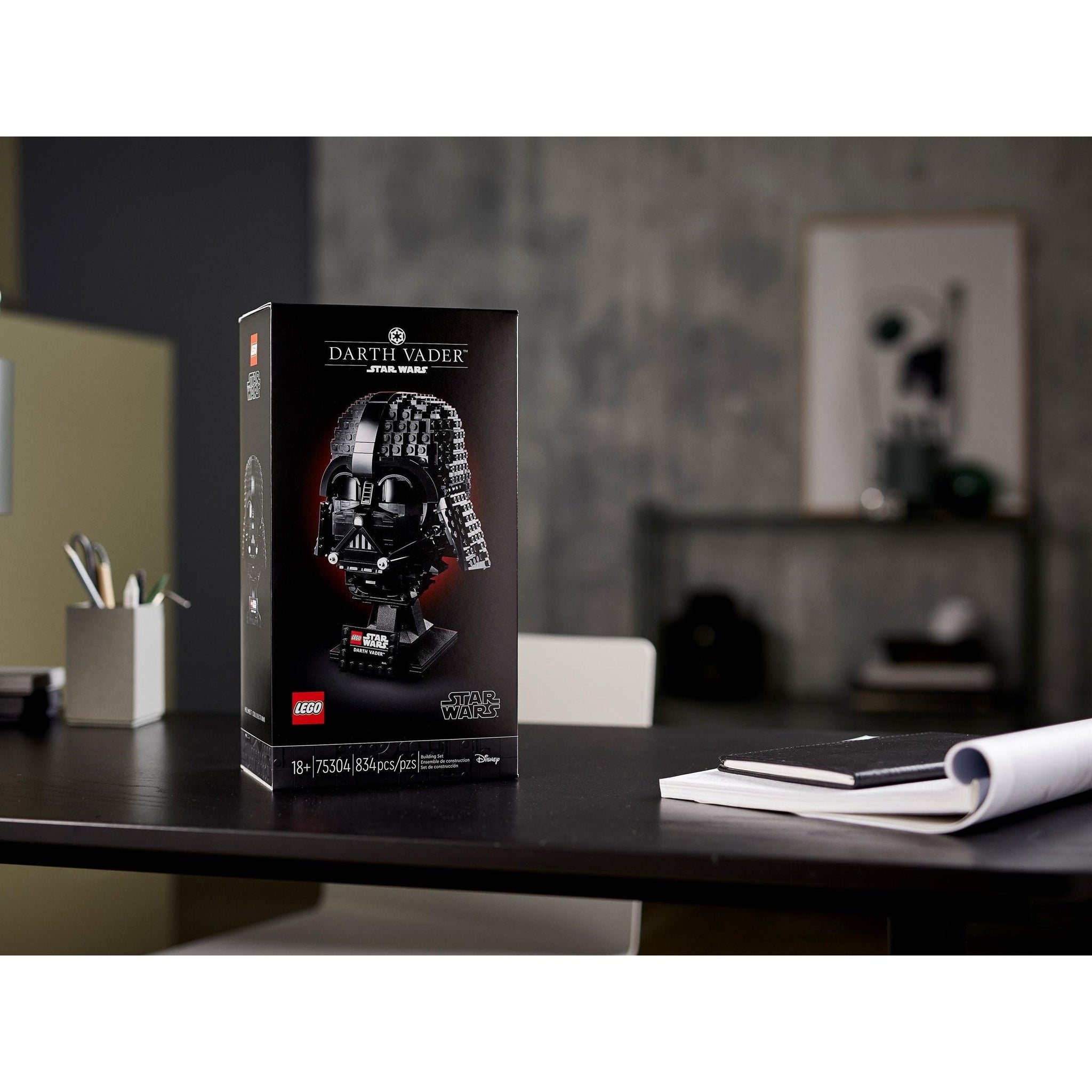 Darth Vader Helmet | Star Wars | 75304