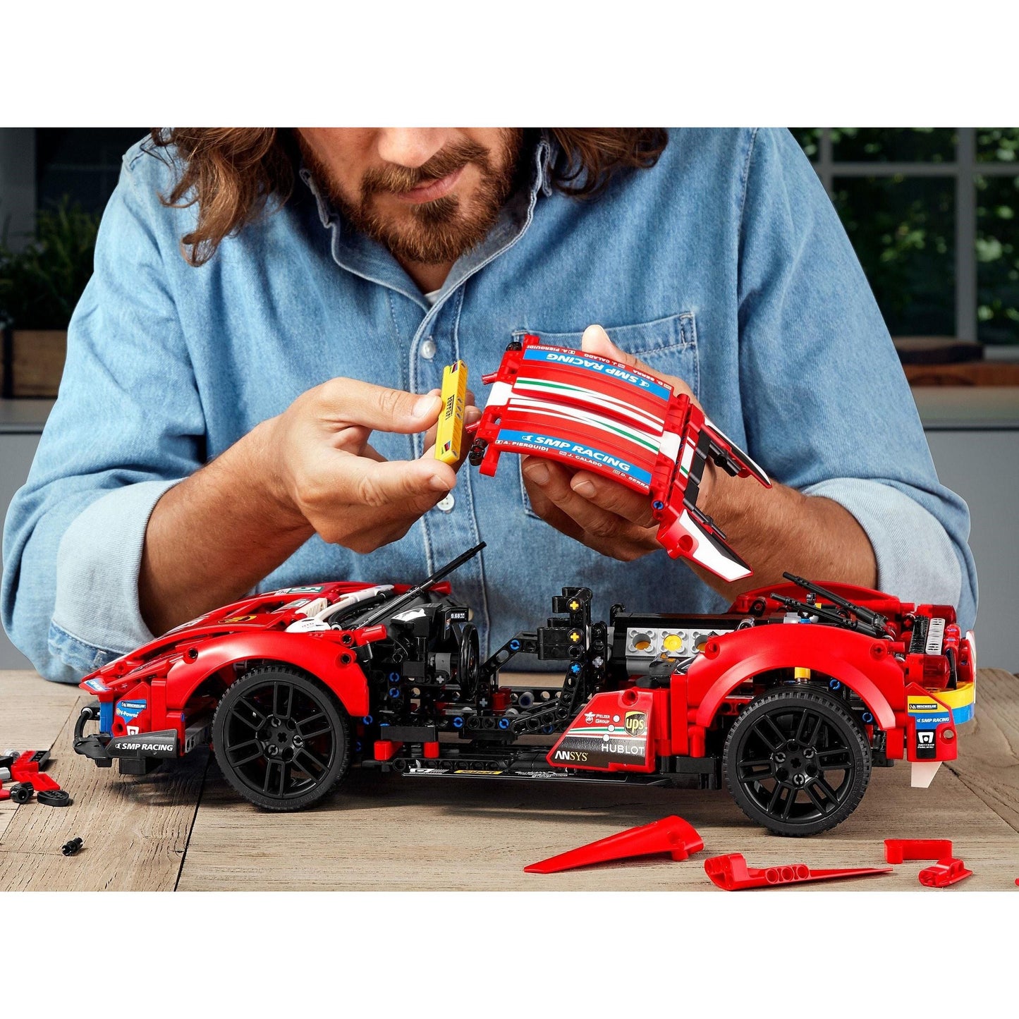 Ferrari 488 GTE 'AF Corse #51' | Technic | 42125