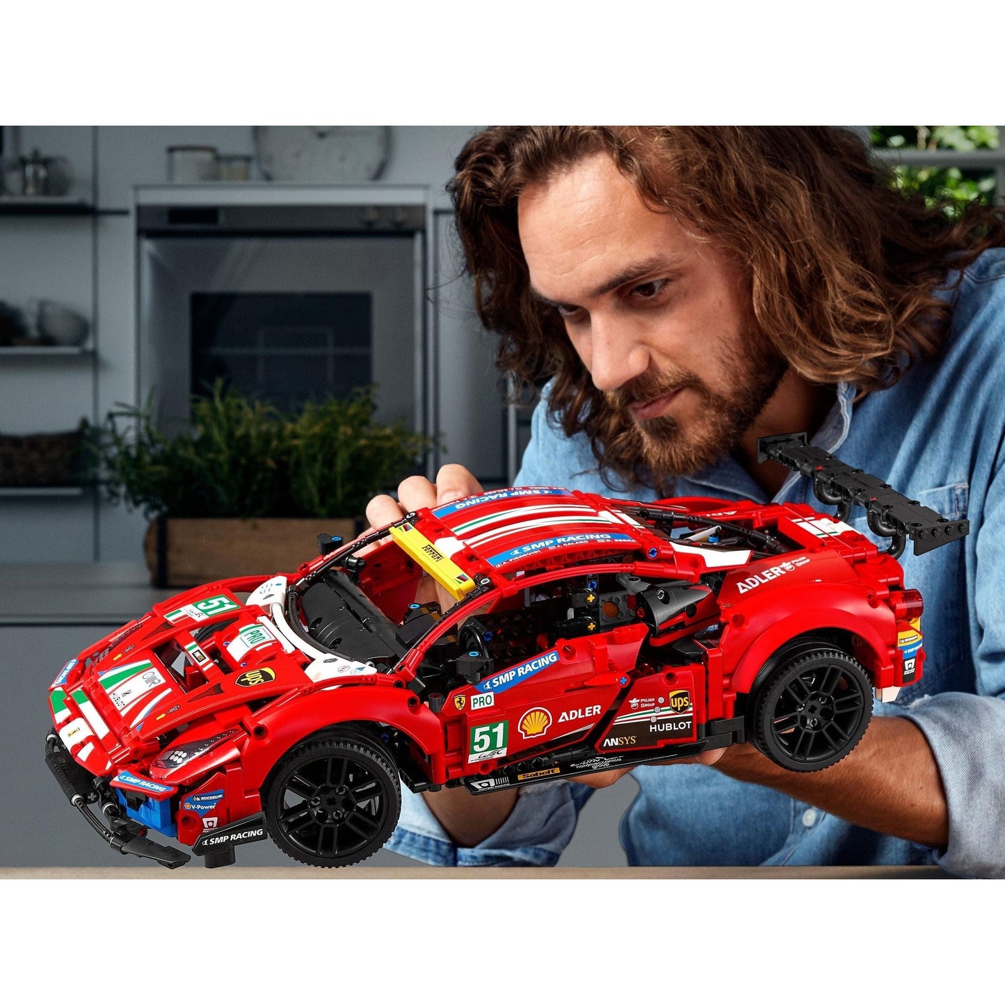 Ferrari 488 GTE 'AF Corse #51' | Technic | 42125