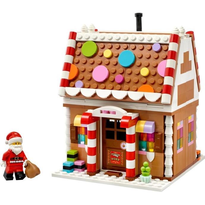 Festive Gingerbread House | Seasonal | 40809