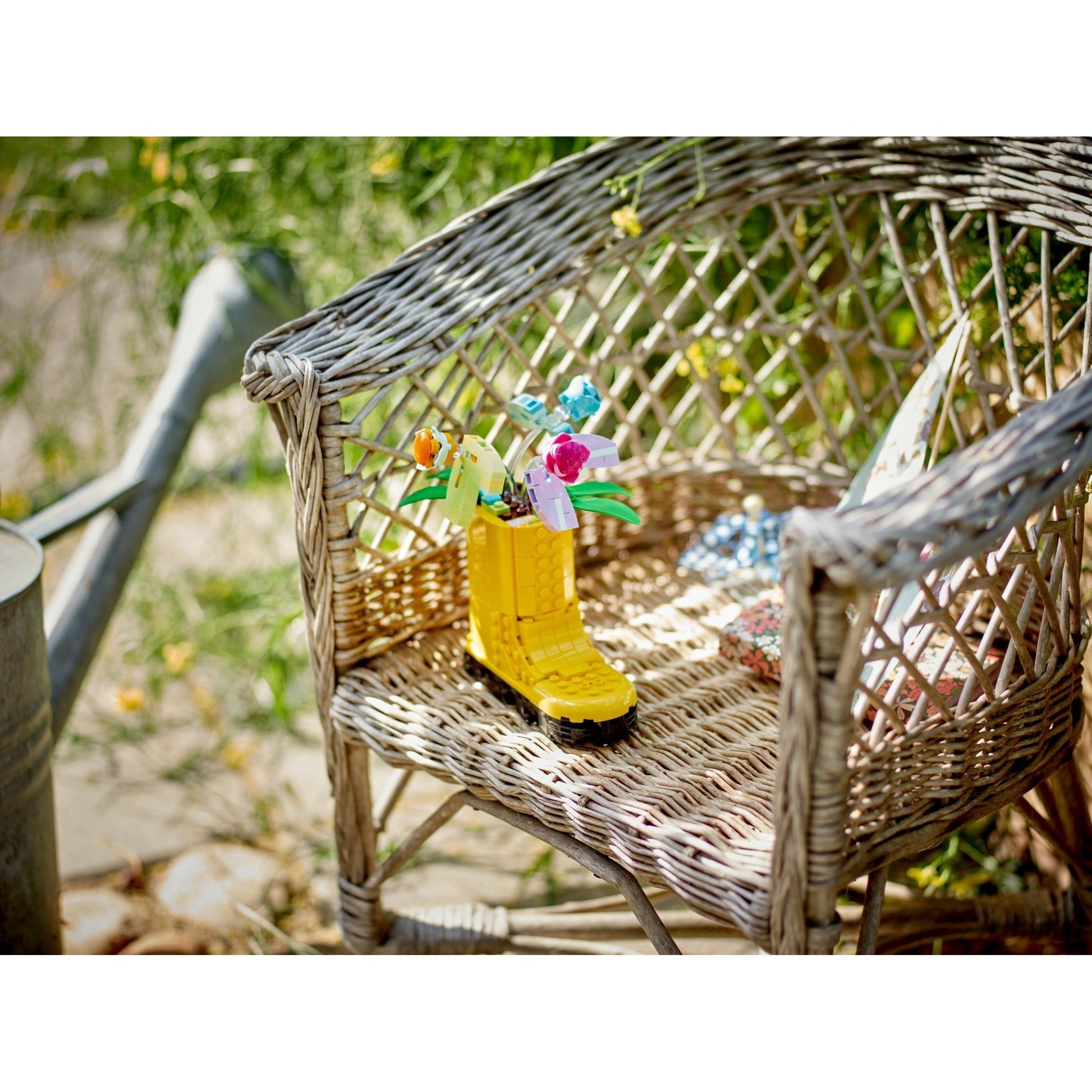 Flowers in Watering Can | Creator | 31149