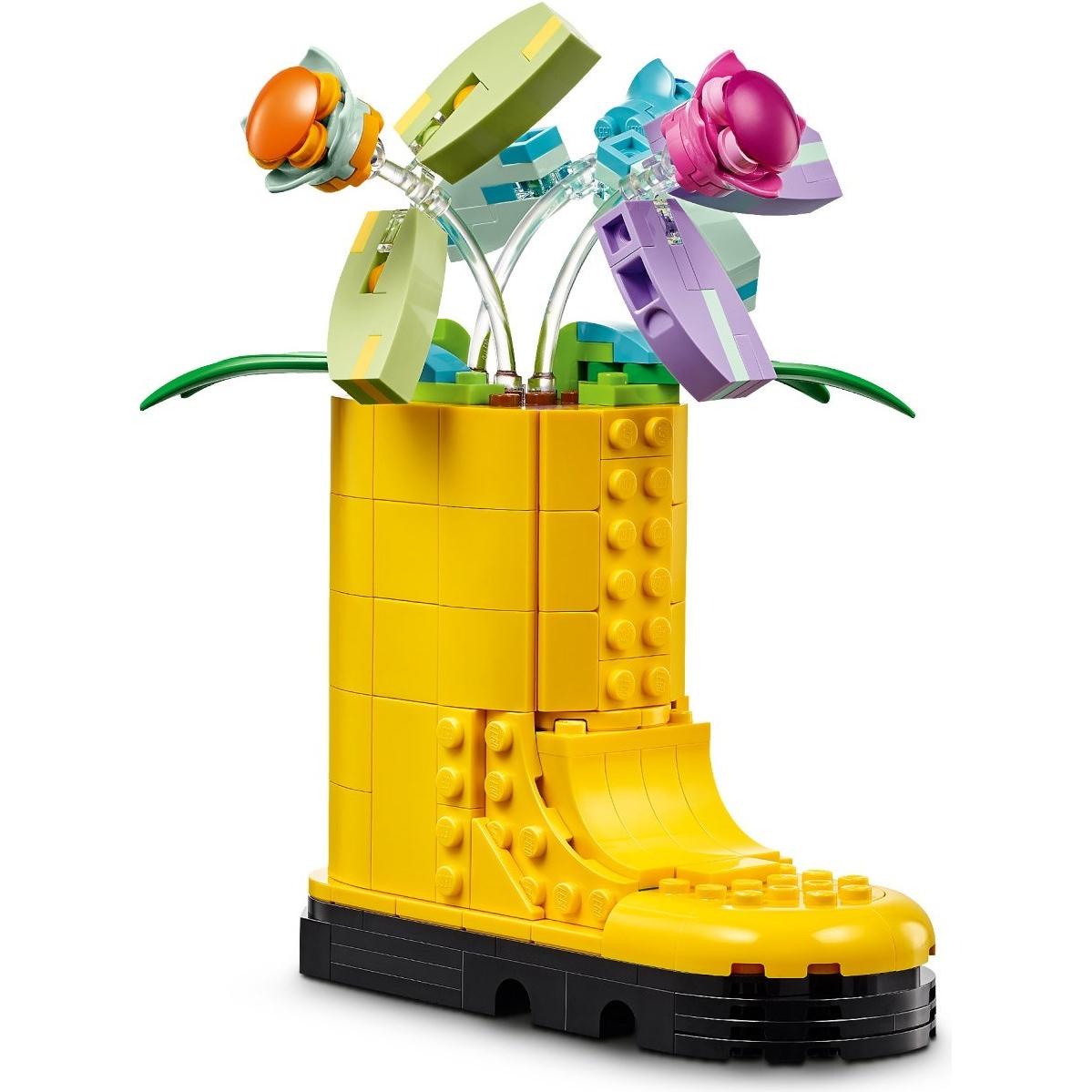 Flowers in Watering Can | Creator | 31149