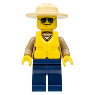 Police forestière - Chemise beige foncé à poches, pantalon bleu foncé, casquette de campagne, lunettes de soleil noires et argentées, boucle centrale de gilet de sauvetage | cty0306