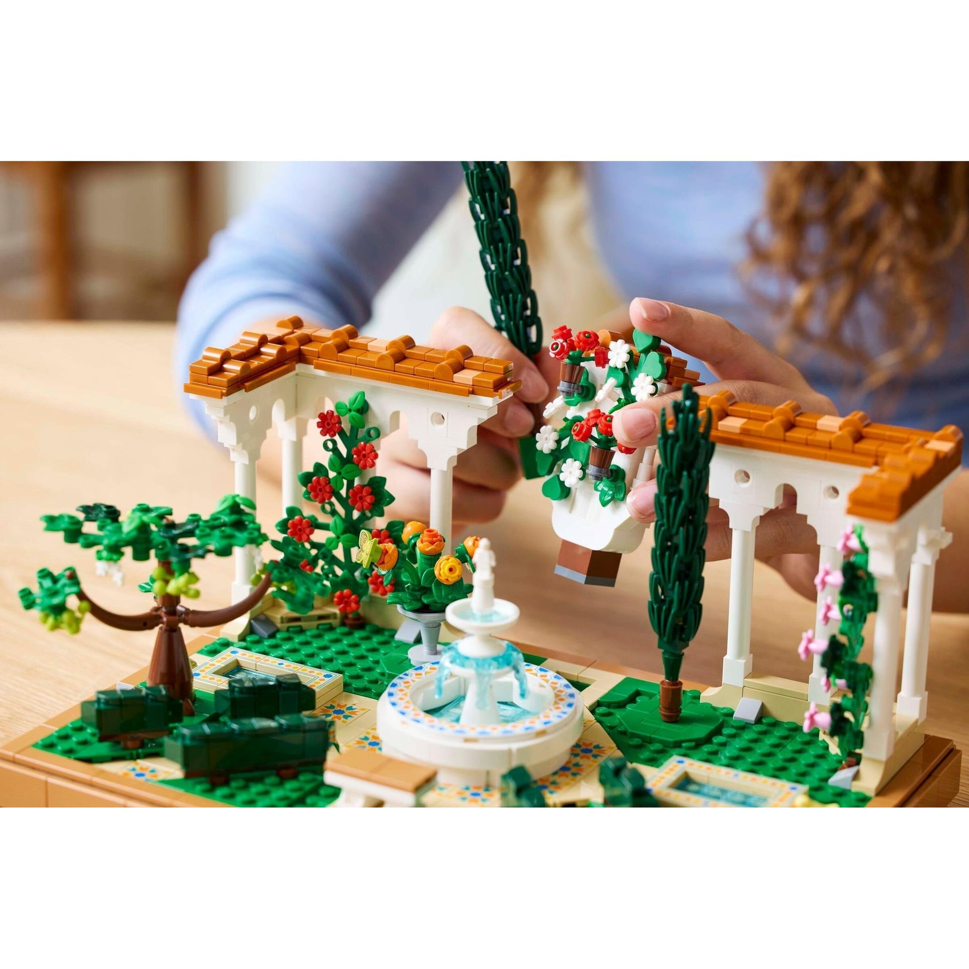 Fountain Garden | Icons | 10359