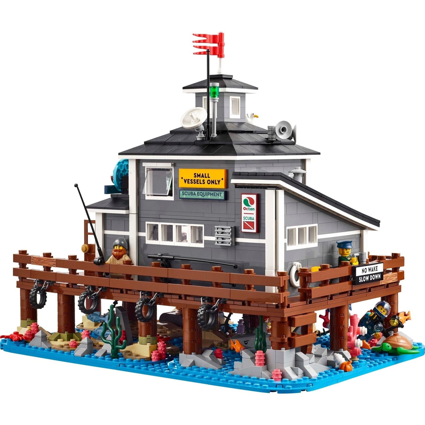 Harbourmaster's Office | Bricklink | 910040