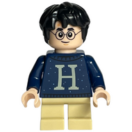 Pull Harry Potter bleu foncé avec la lettre H, short beige | hp206