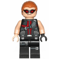 Hawkeye - Black and Dark Red Suit, Medium Nougat Hair | sh0034