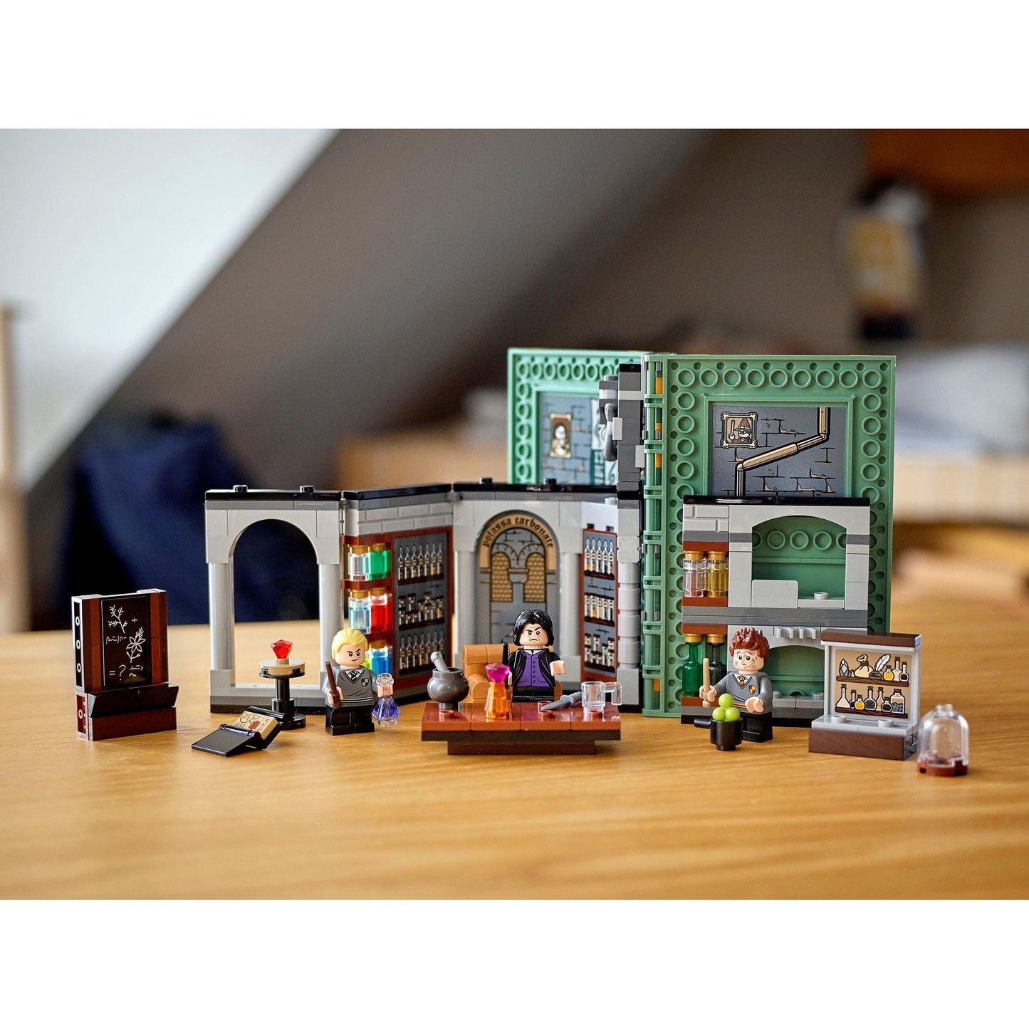Hogwarts Moment: Potions Class | Harry Potter | 76383