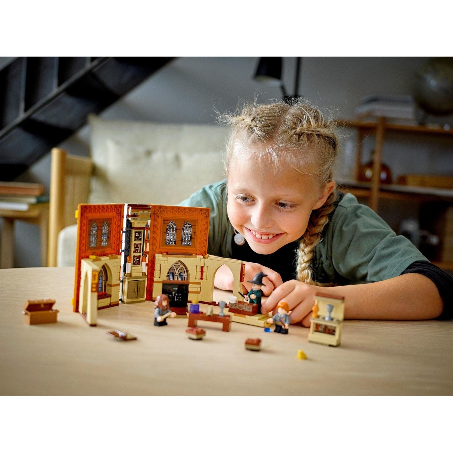 Hogwarts Moment: Transfiguration Class | Harry Potter | 76382
