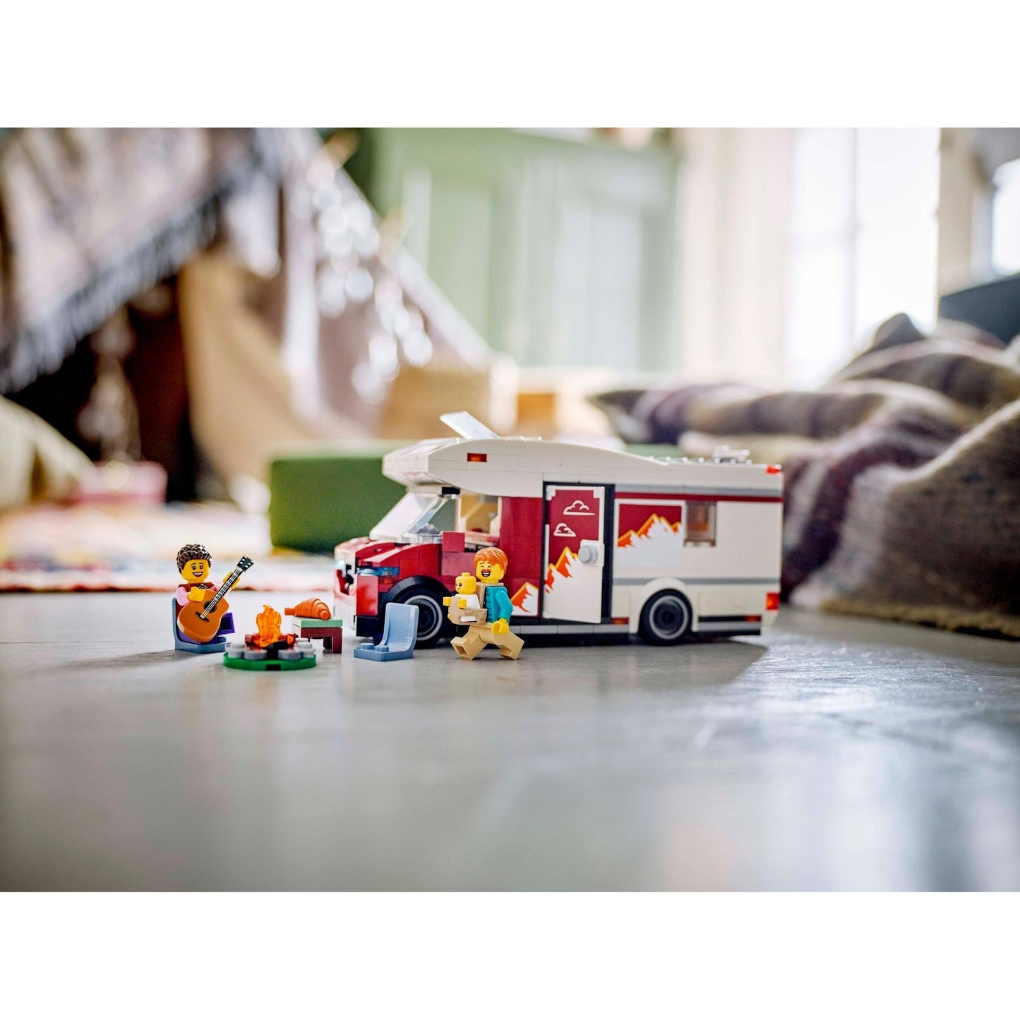 Holiday Camper Van | City | 60454