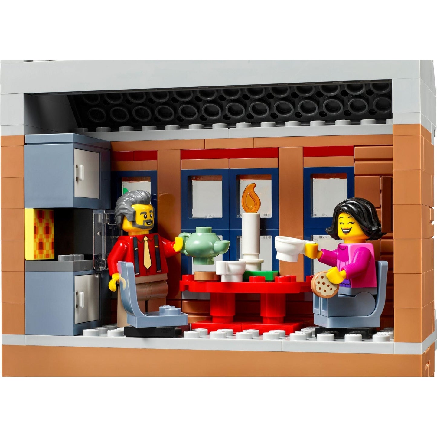 Holiday Main Street | Icons | 10308