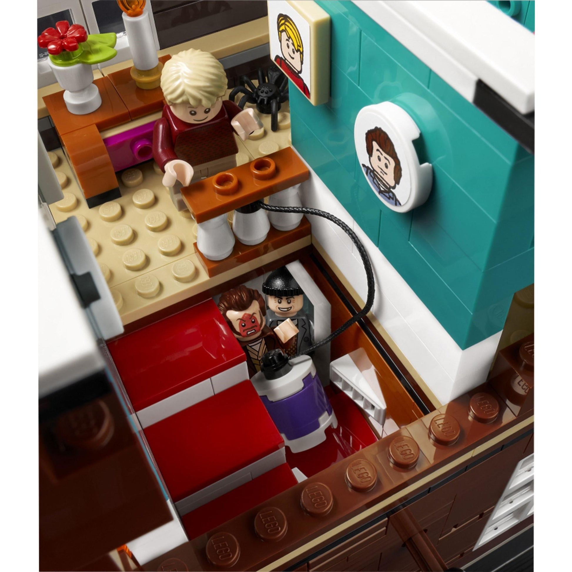 Home Alone | Ideas | 21330