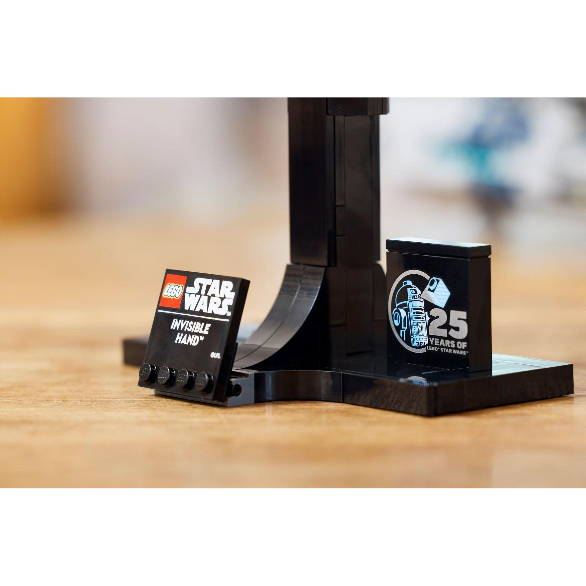 Invisible Hand | Star Wars | 75377