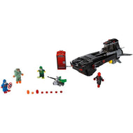 Iron Skull Sub Attack | Marvel Super Heroes | 76048