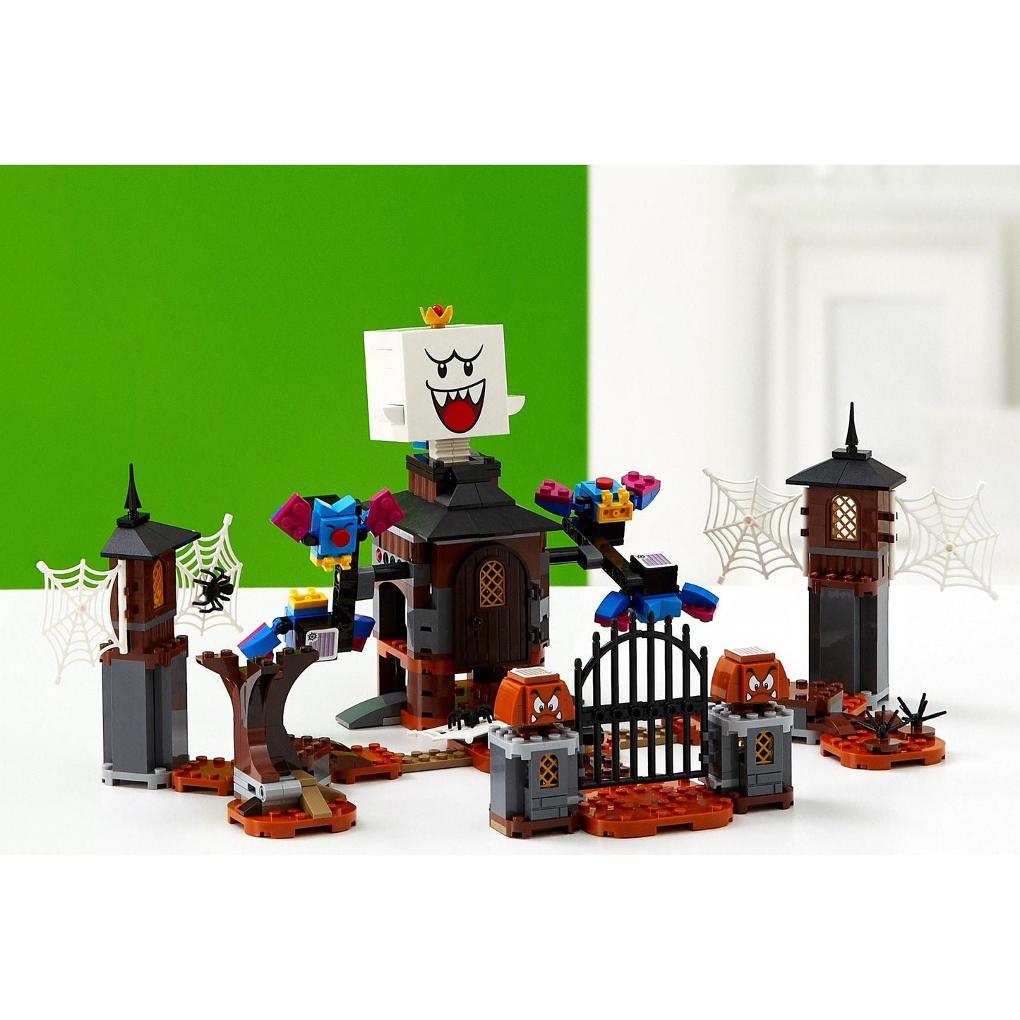 King Boo and the Haunted Yard | Super Mario | 71377