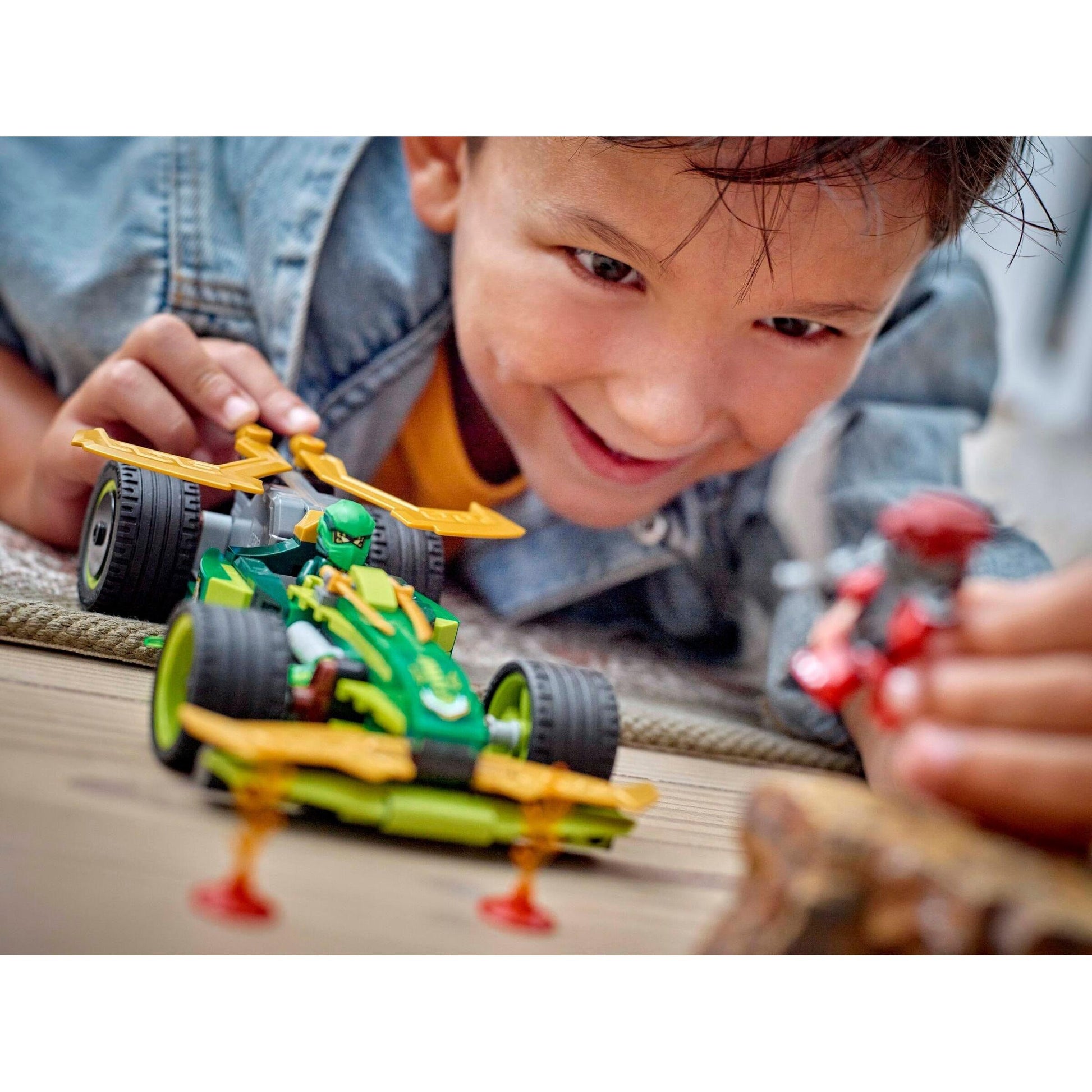 Lloyd's Pull-Back Race Car | Ninjago | 71828