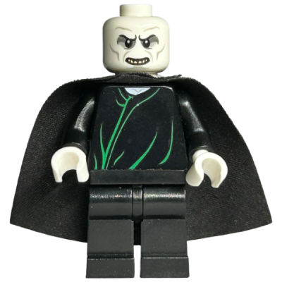 Lord Voldemort - White Head, Black Cape, Green Robe Lines | dim037