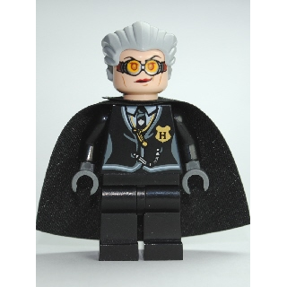 Madam Rolanda Hooch - Black Outfit, Light Nougat Head, Starched Cape | hp106