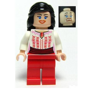 Marion Ravenwood - Chemise blanche avec ceinture rouge foncé, jambes rouges | iaj036