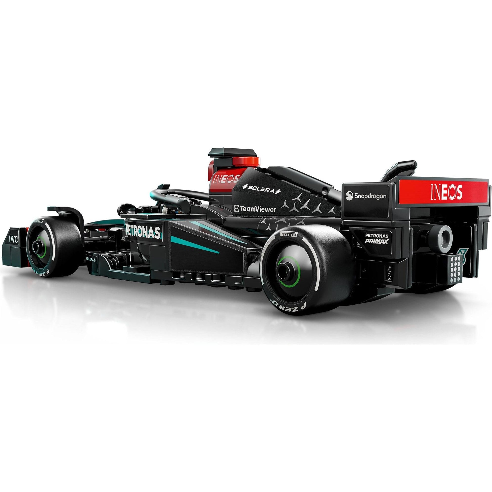 Mercedes-AMG PETRONAS F1 Team W15 E Performance | Champions de la vitesse | 77244