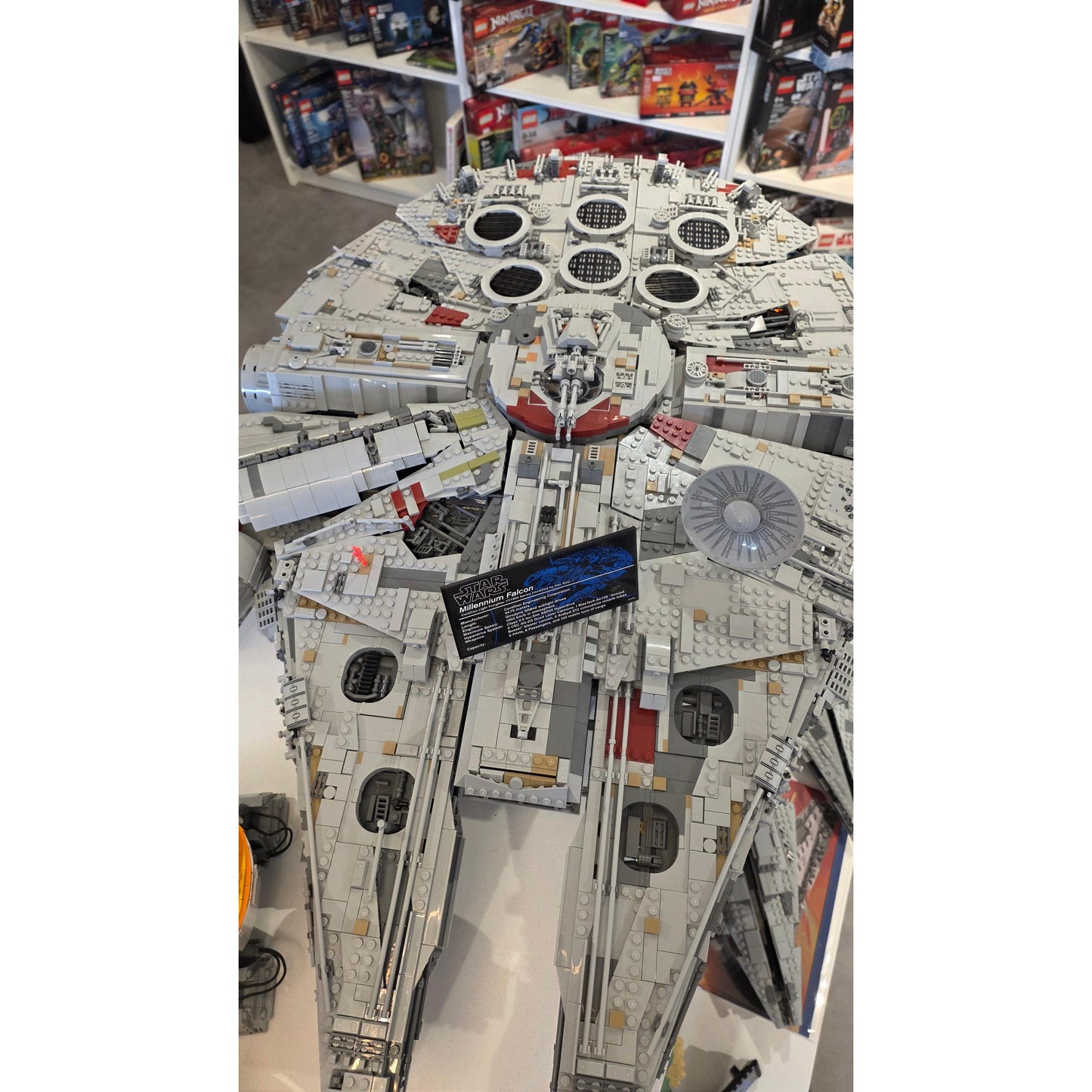 Millennium Falcon | Star Wars | 75192