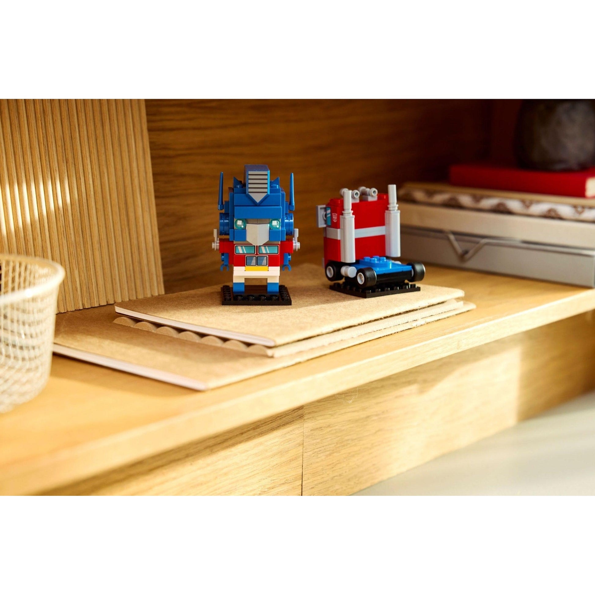 Robot et véhicule Optimus Prime | BrickHeadz | 40803