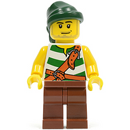 Rayures vert pirate et blanches, jambes brun rougeâtre, bandana vert foncé, sourire en coin et barbe de trois jours | pi094