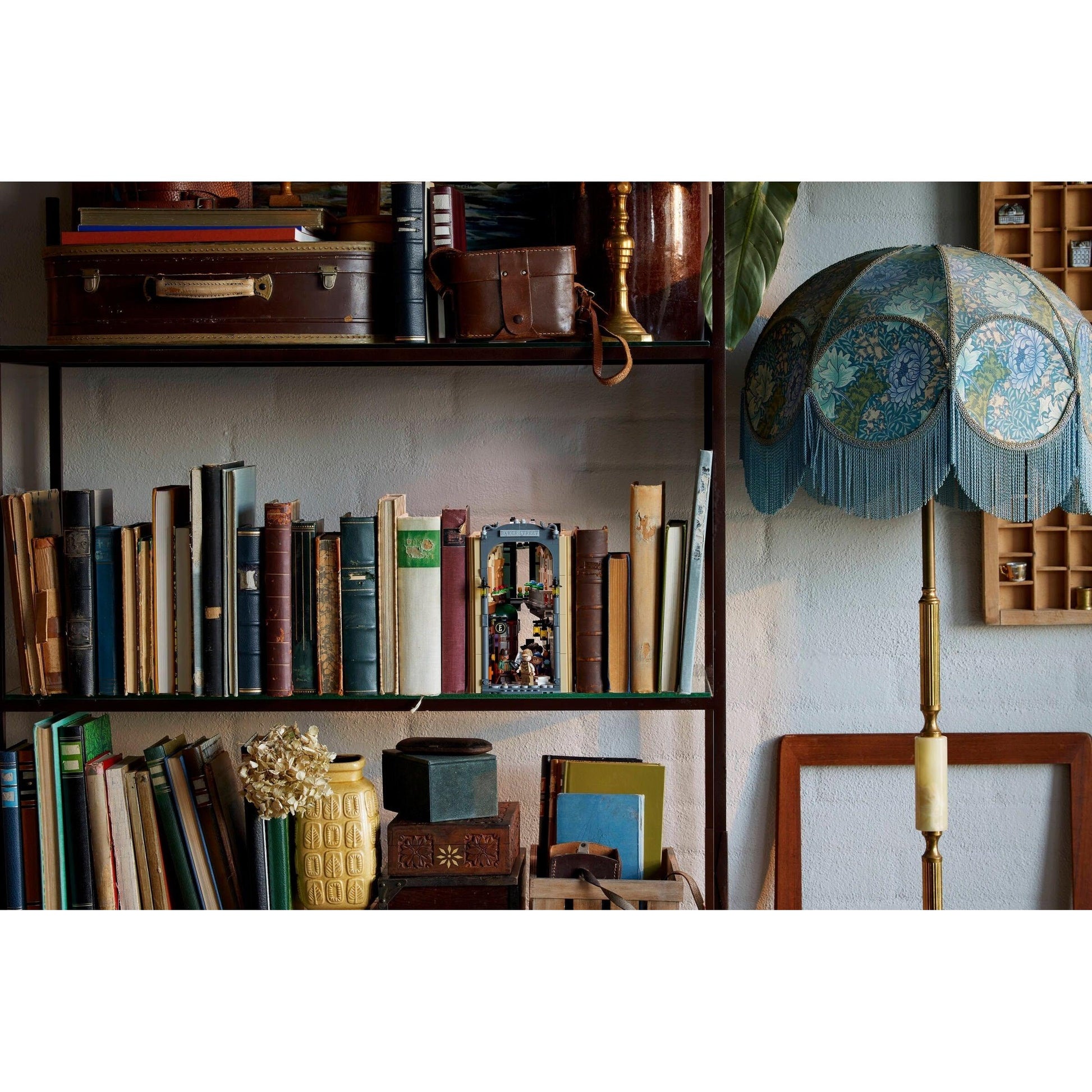 Sherlock Holmes: Book Nook | Icons | 10351
