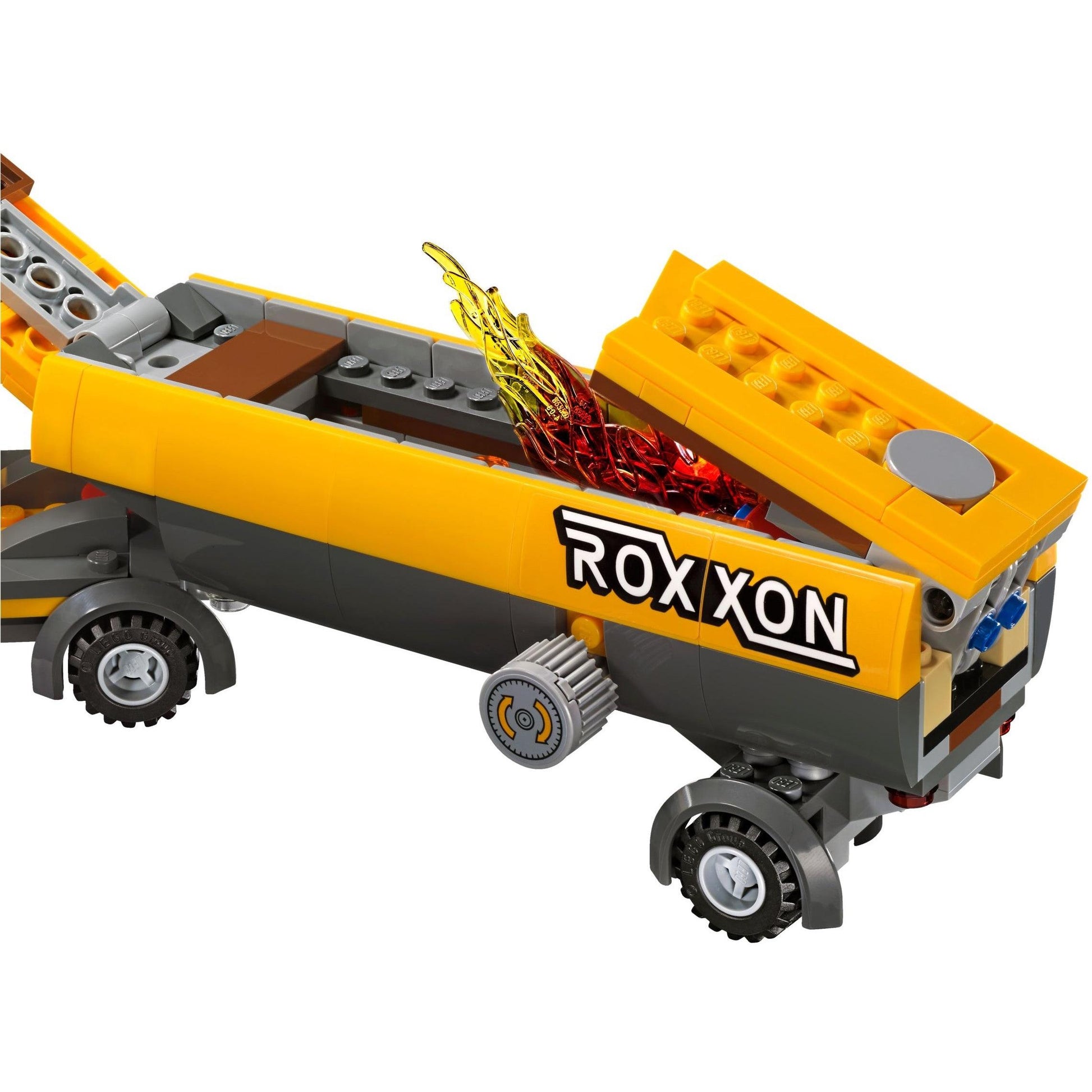Tanker Truck Takedown | Marvel Super Heroes | 76067