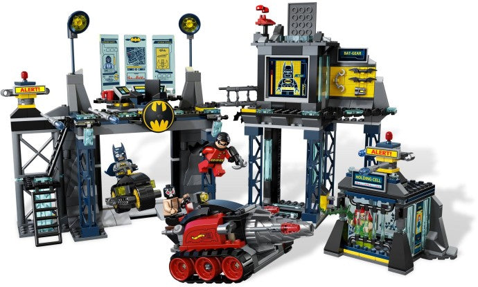 The Batcave | DC Comics Super Heroes | 6860