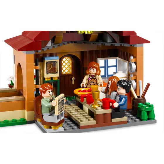 The Burrow | Harry Potter | 4840
