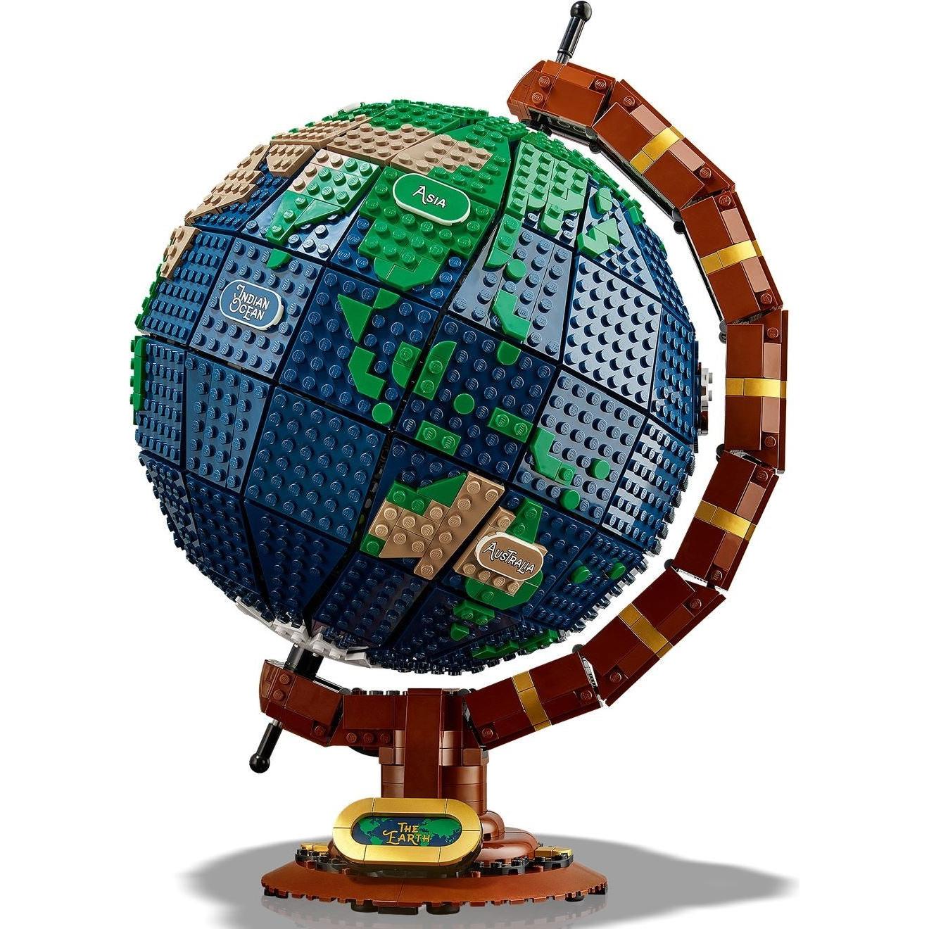 The Globe | Ideas | 21332