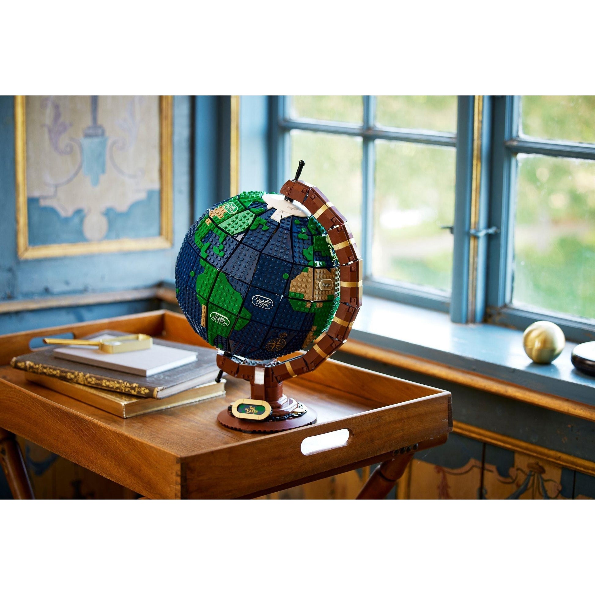 The Globe | Ideas | 21332