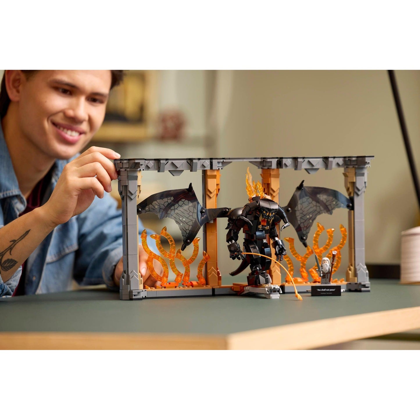 The Lord of the Rings: Balrog Book Nook | Icons | 10367