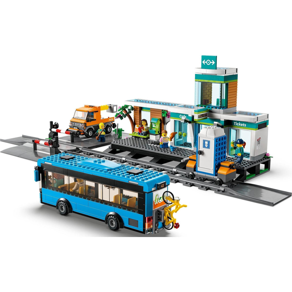 Train Station | City | 60335