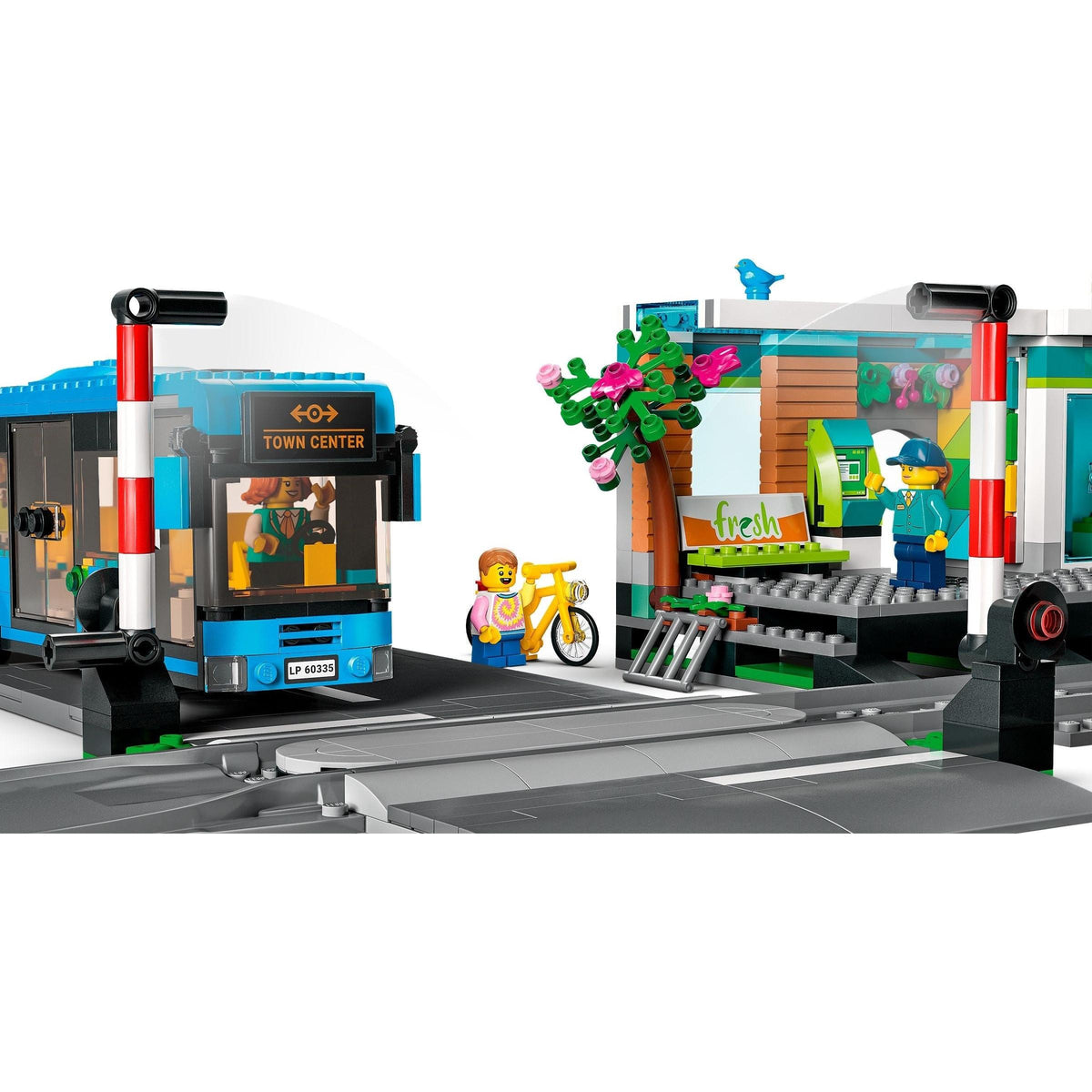 Train Station | City | 60335