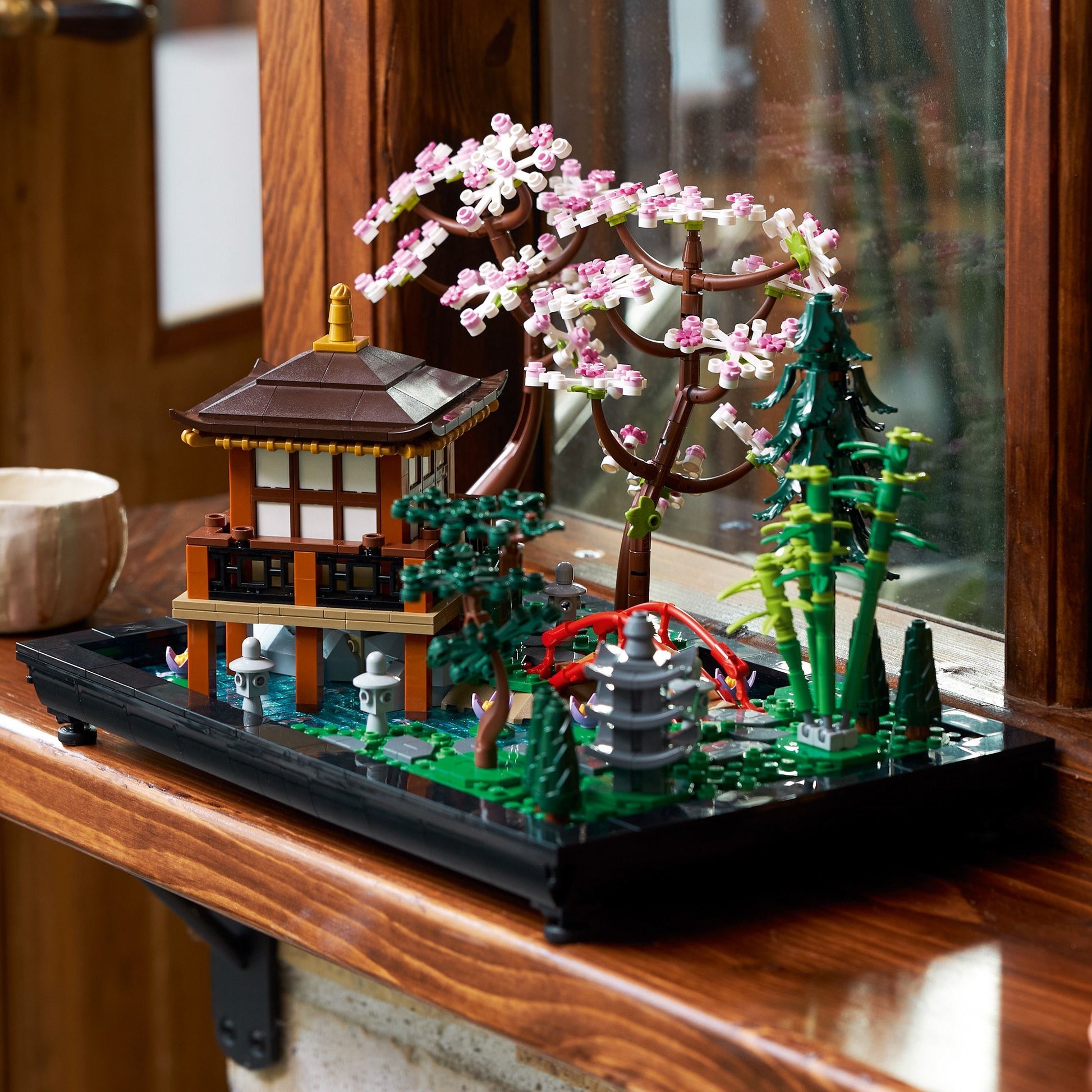 Tranquil Garden | Icons | 10315