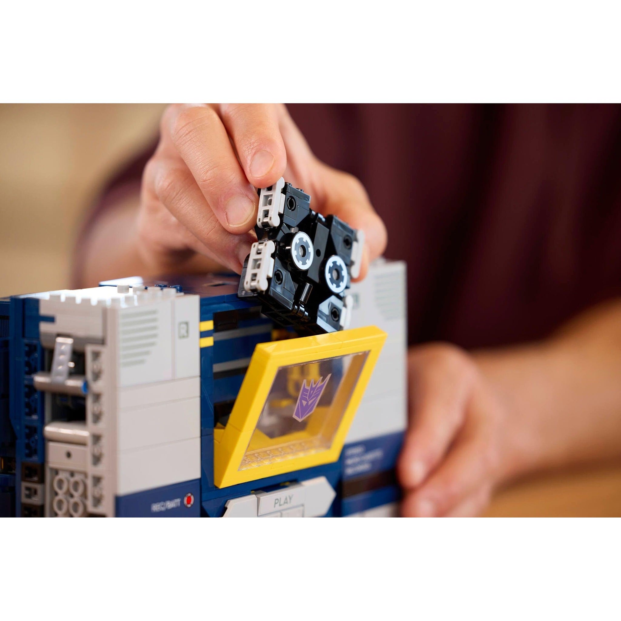 Transformers: Soundwave | Icons | 10358