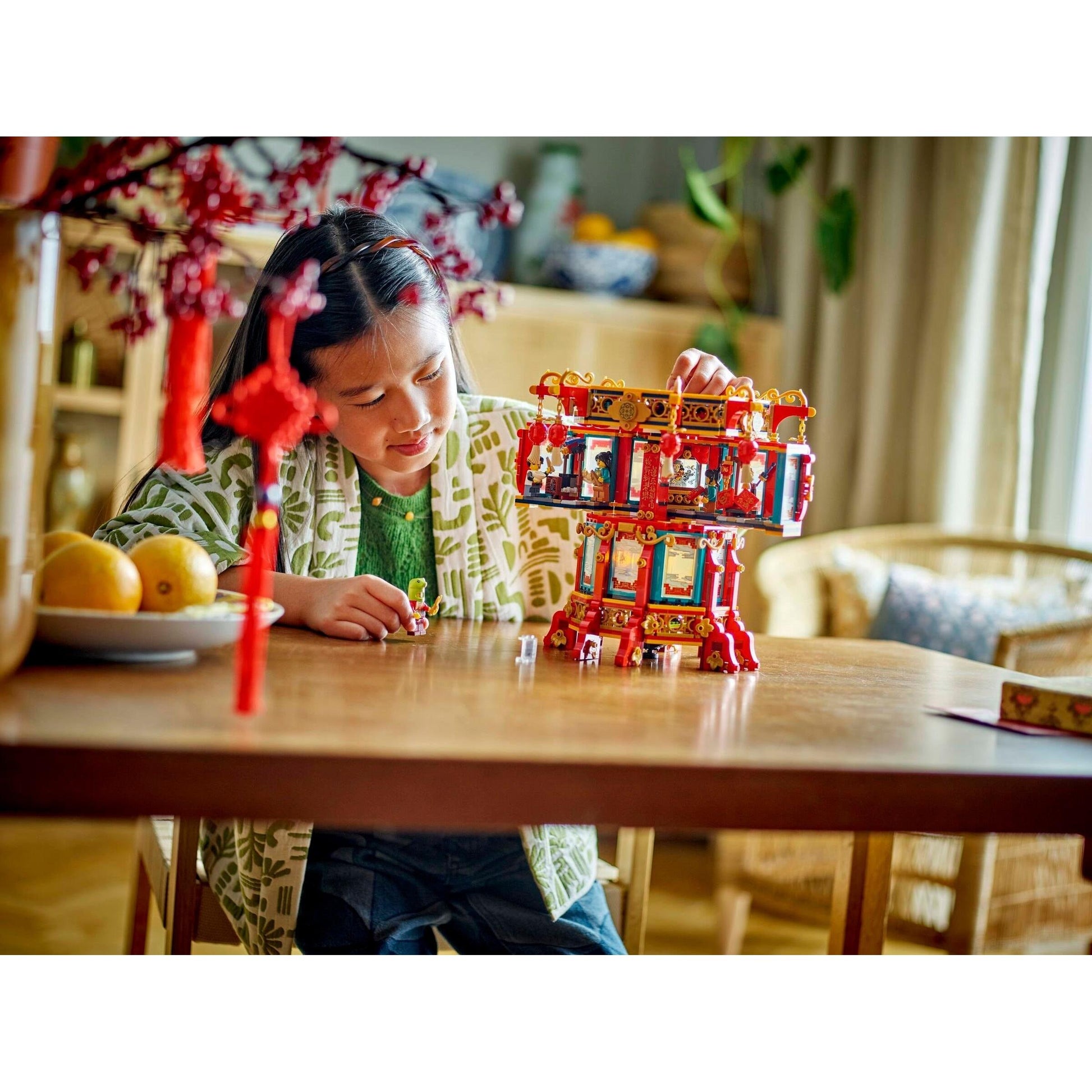 Trotting Lantern | Seasonal | 80116