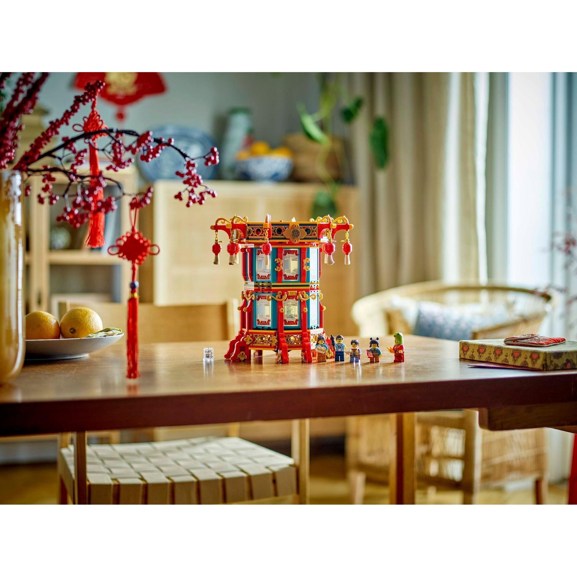 Trotting Lantern | Seasonal | 80116