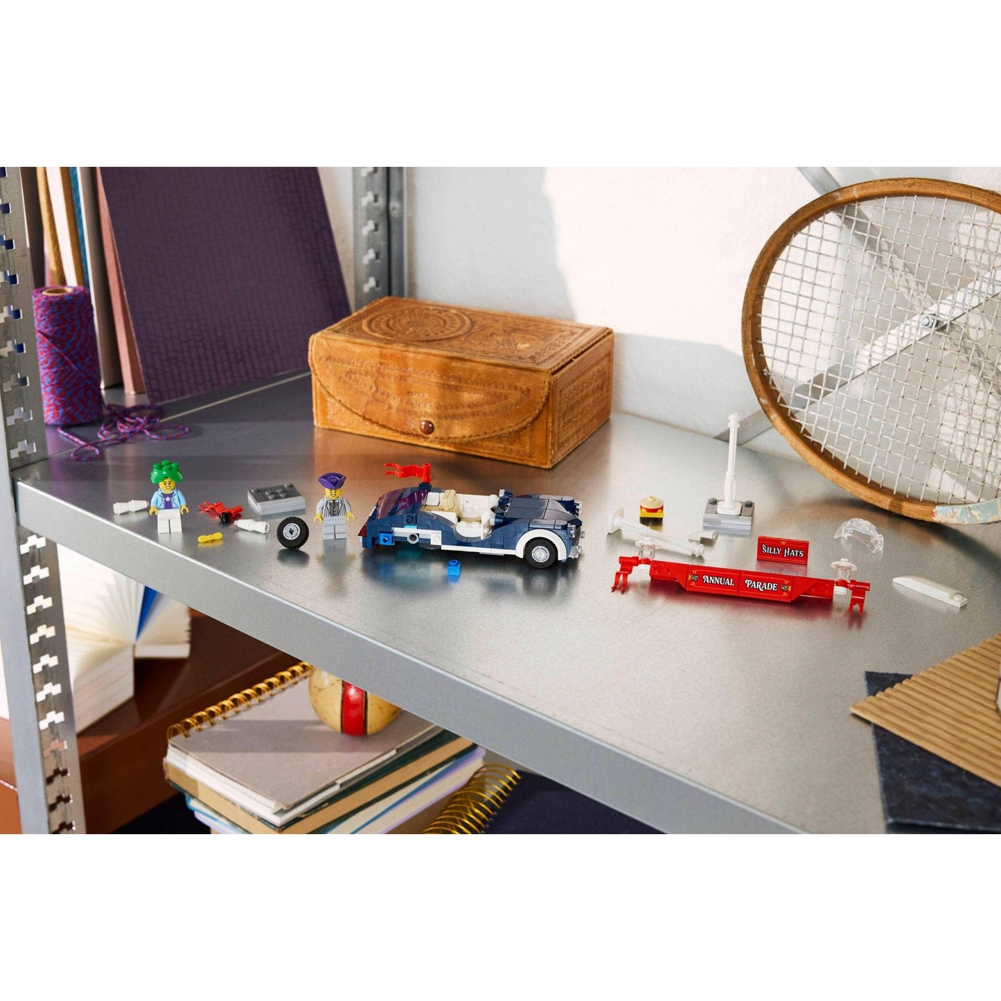 Vintage Parade Car | Icons | 40913