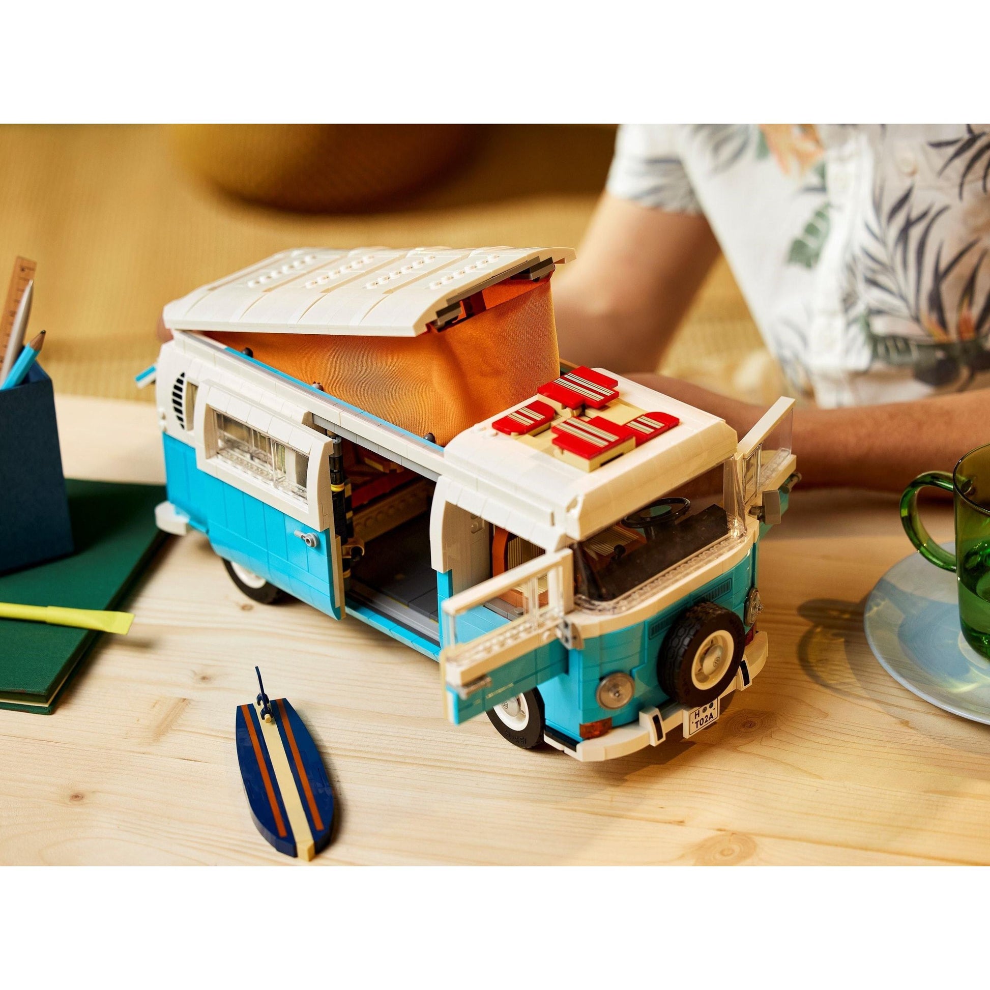 Volkswagen T2 Camper Van | Icons | 10279