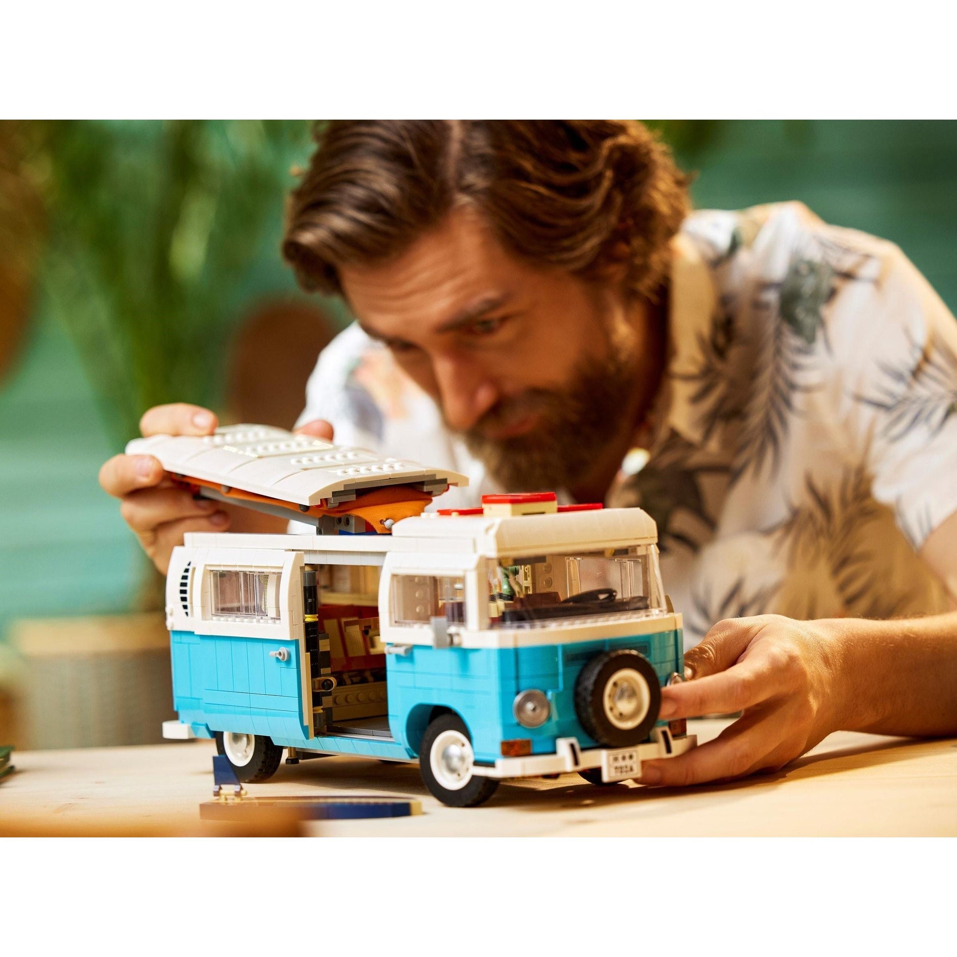 Volkswagen T2 Camper Van | Icons | 10279