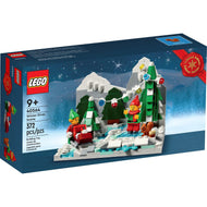 Winter Elves Scene | Seasonal | 40564