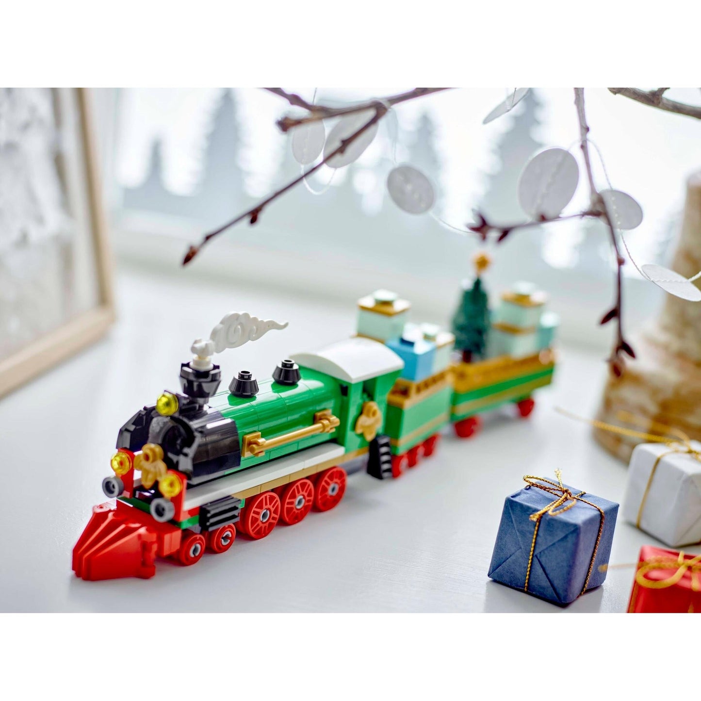 Winter Holiday Train | Creator | 40700