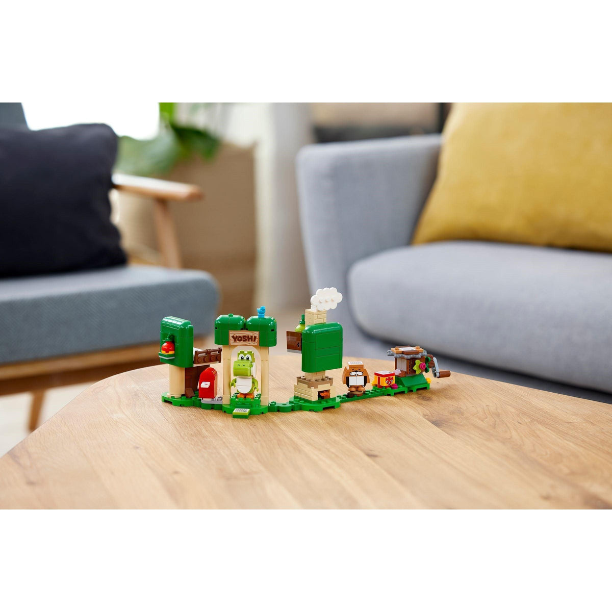 Yoshi's Gift House | Super Mario | 71406