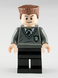 Gregory Goyle - Dark Bluish Gray Slytherin Sweater, Black Legs, Reddish Brown Flat Top | hp132