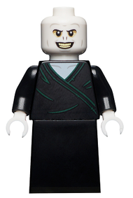 Lord Voldemort - White Head, Black Skirt, Smile with Teeth | hp197