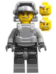 Power Miner - Engineer, Light Bluish Gray Outfit, Metallic Silver Armor and Helmet | pm026